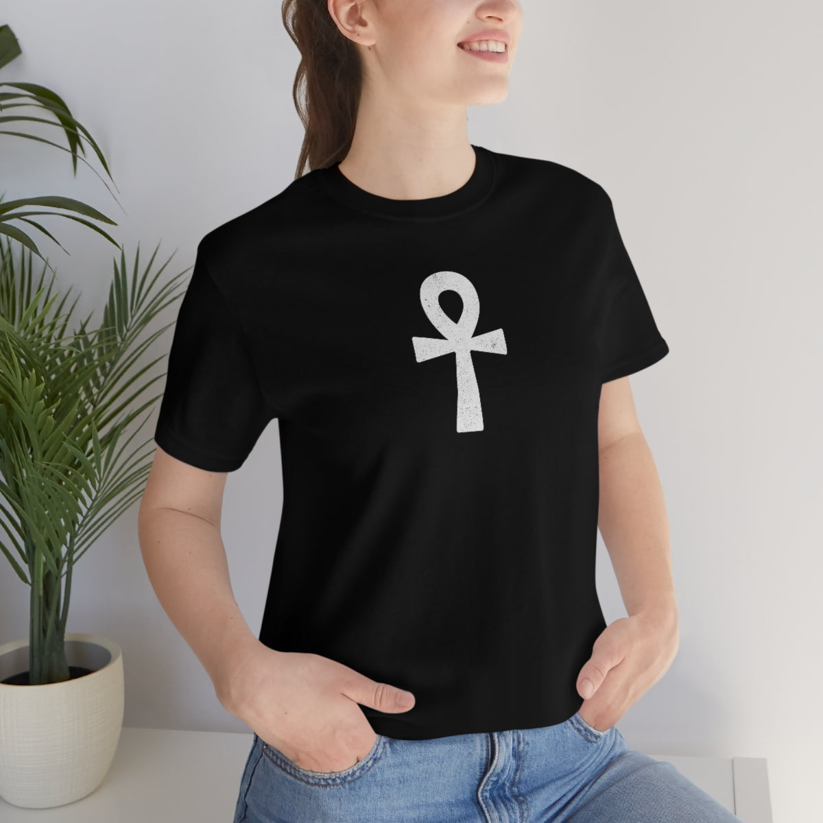 Ankh’ d (blanca) // Unisex Jersey Short Sleeve Tee