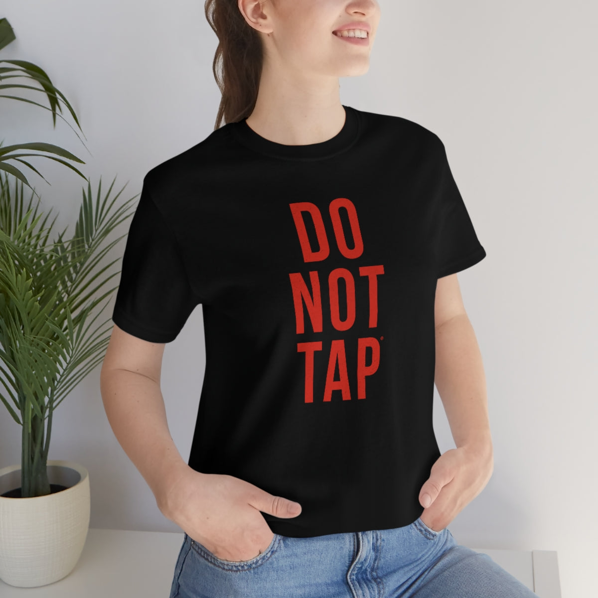 Do Not Tap® (roja) // Unisex Jersey Short Sleeve Tee